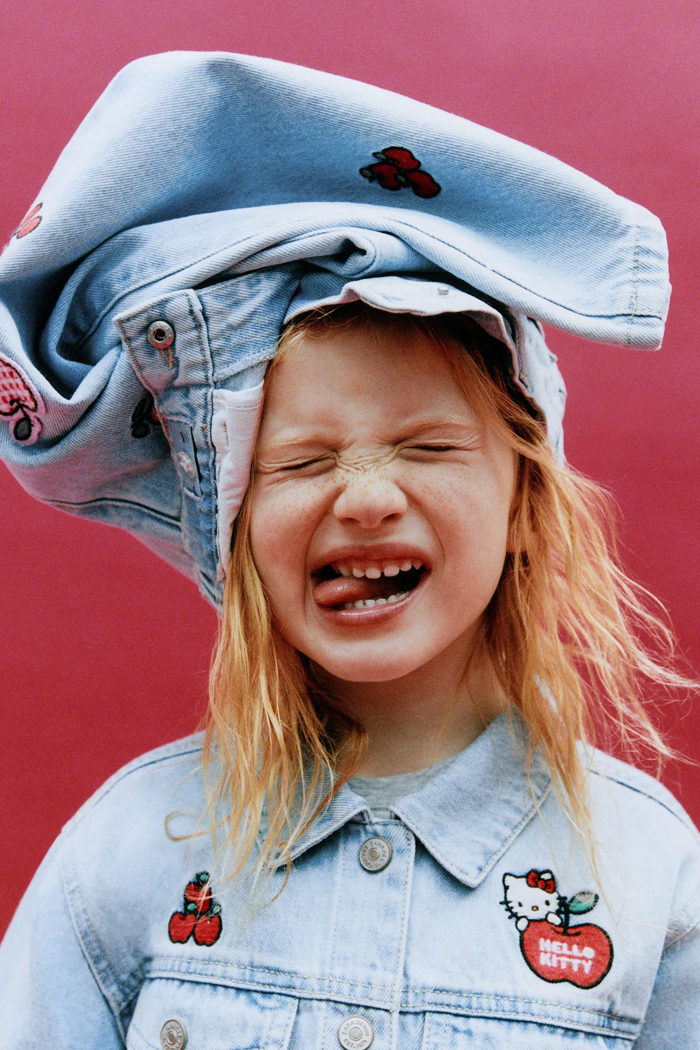 HELLO KITTY © SANRIO DENIM JACKET